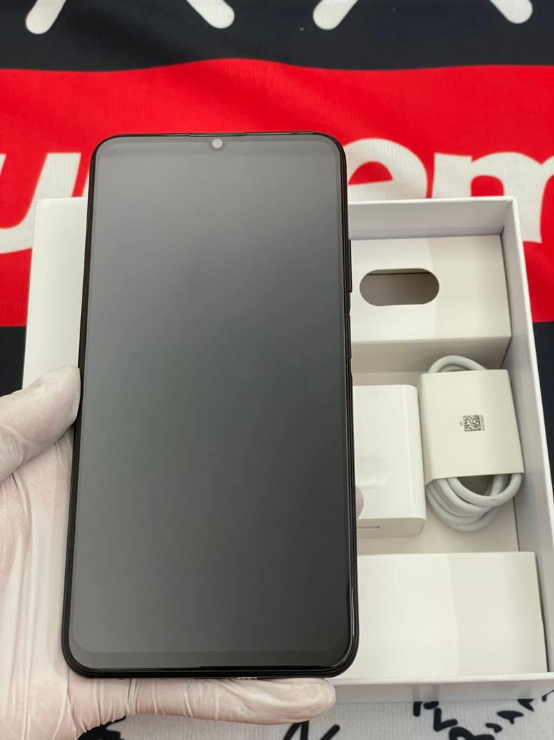 荣耀x10max是全局dc调光吗