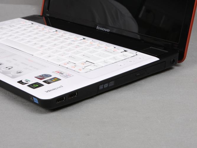 esata速度慢。我用联想的y550。外置硬盘盒用元谷e280.但写速就不到30m...