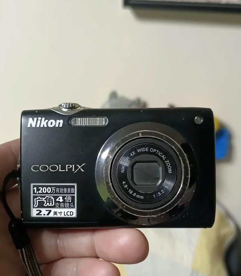 尼康s3000充电器或者是电池坏了么