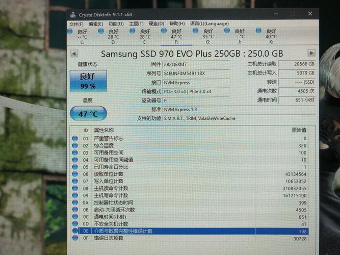怎么拆除三星超级本530U3b电池?需要注意哪些细节
