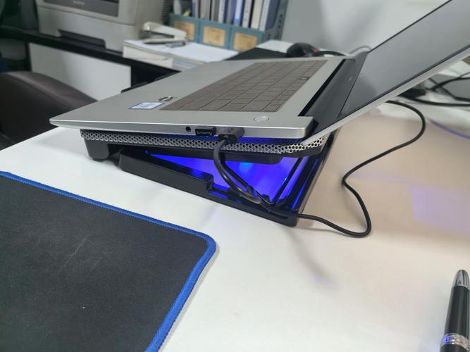 笔记本散热底座有用吗?