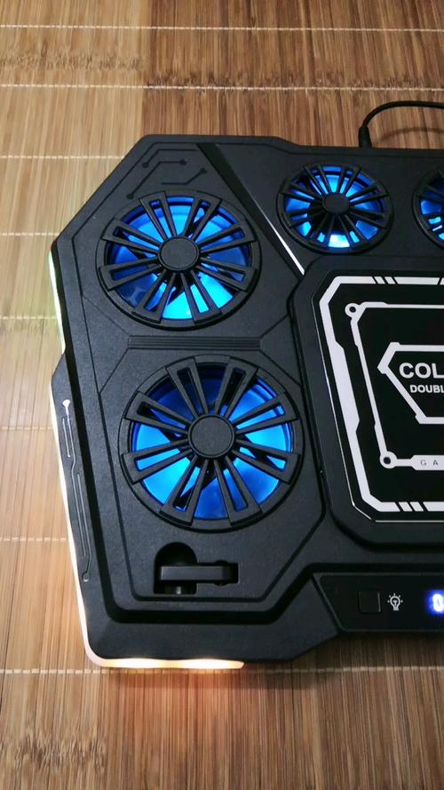 笔记本风扇底座实际散热效果并不好