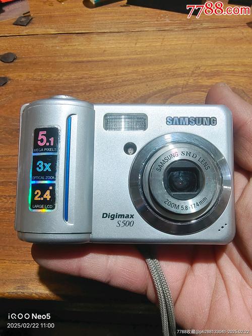 我06年买的三星数码照相机用的不多,现在照相模糊了,到修理店耍480...