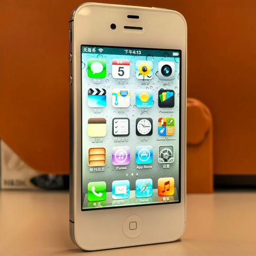 苹果4值得入手吗?性能表现怎么样?