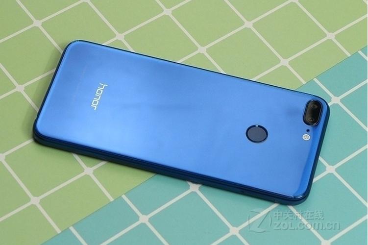 oppoA1跟华为荣耀9青春哪个好