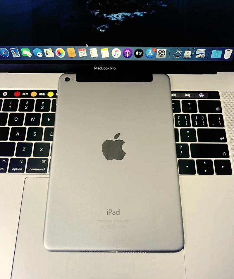 ipadmini4和ipad4的区别