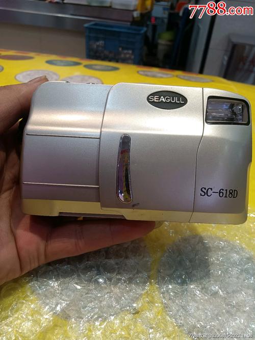 日款傻瓜相机怎么用?是用电池的嘛