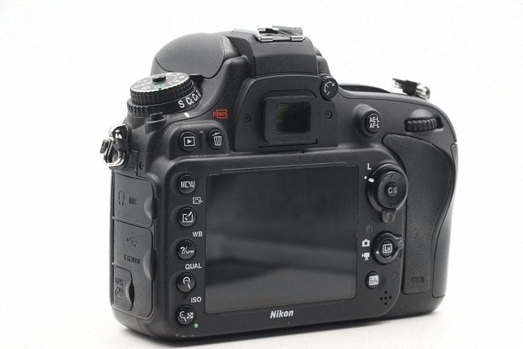 单反不买镜头可以吗