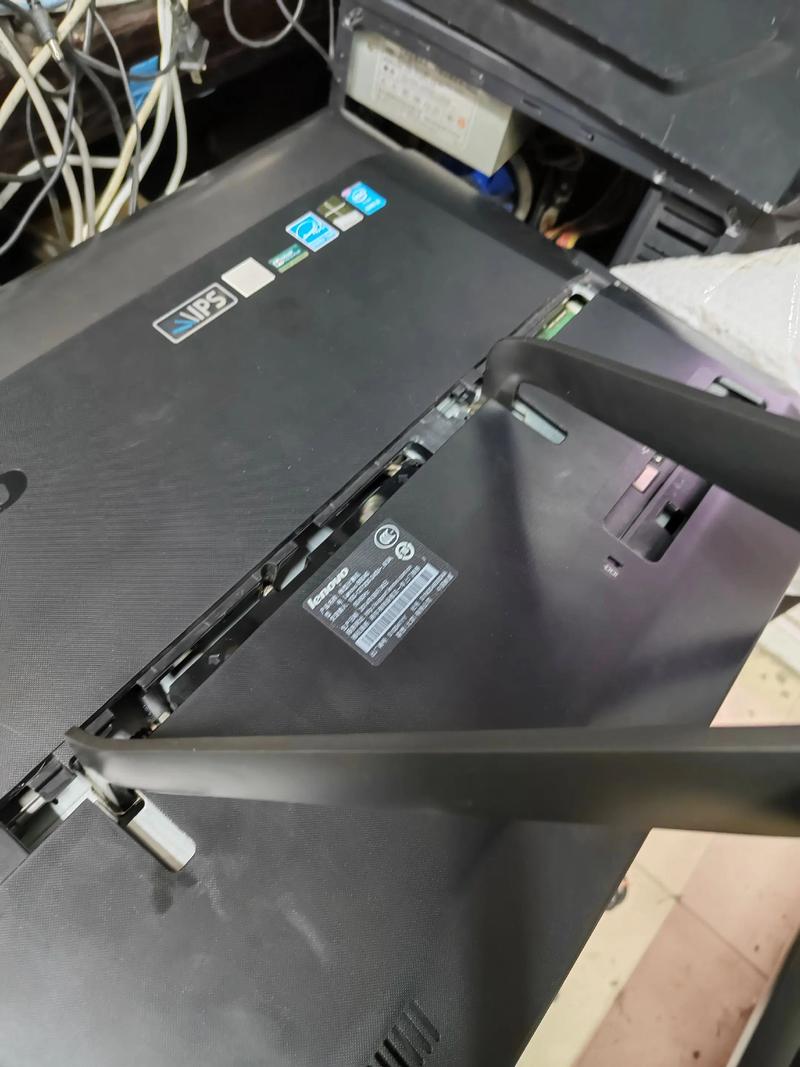 联想的一体机能换CPU和显卡吗