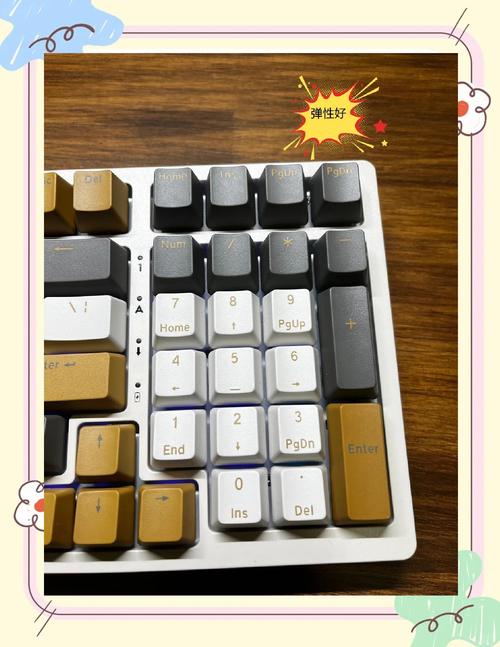 16寸电脑包能装下充电器