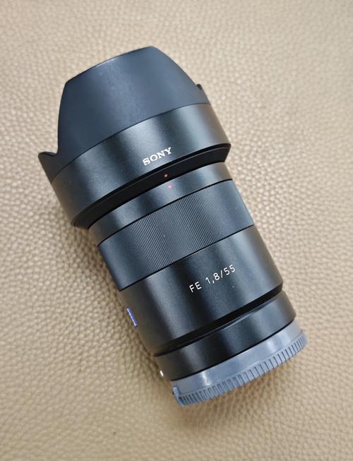 索尼24-70镜头和索尼24-240哪个好