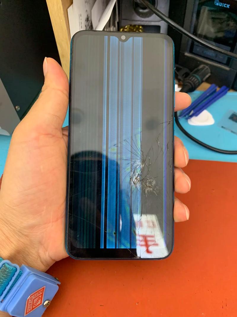 小米12X内屏碎了多少钱能修?