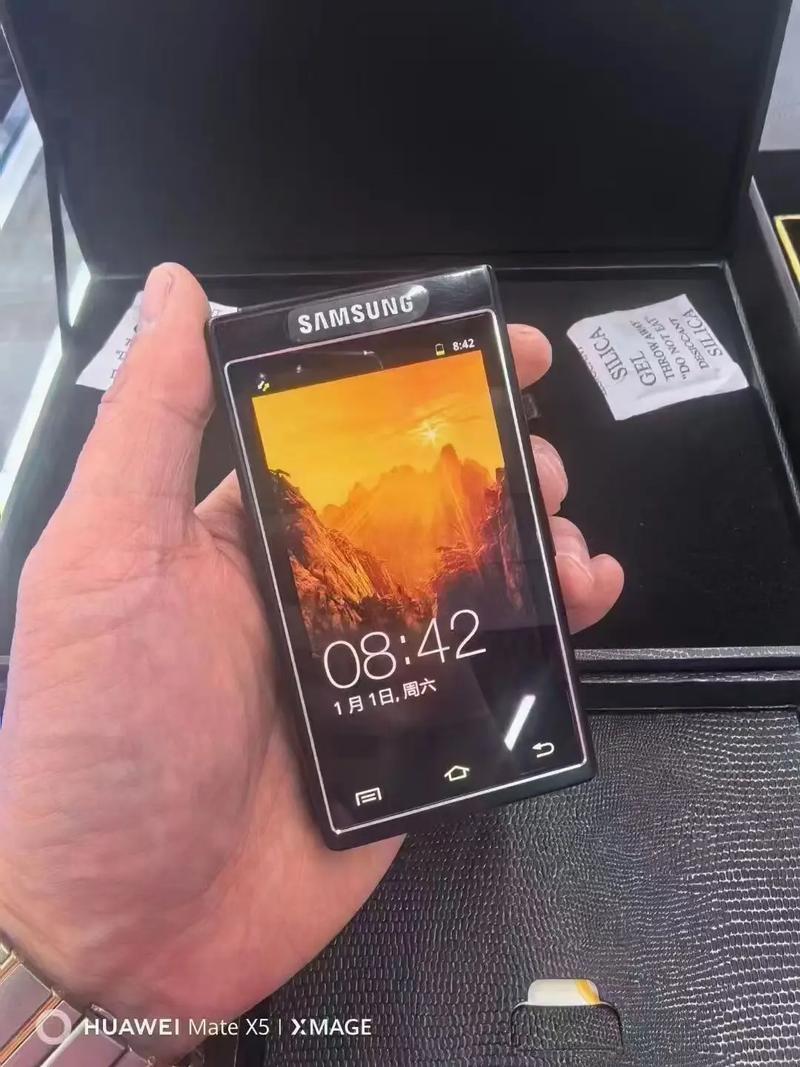 三星翻盖手机有哪些?回顾经典与折叠屏