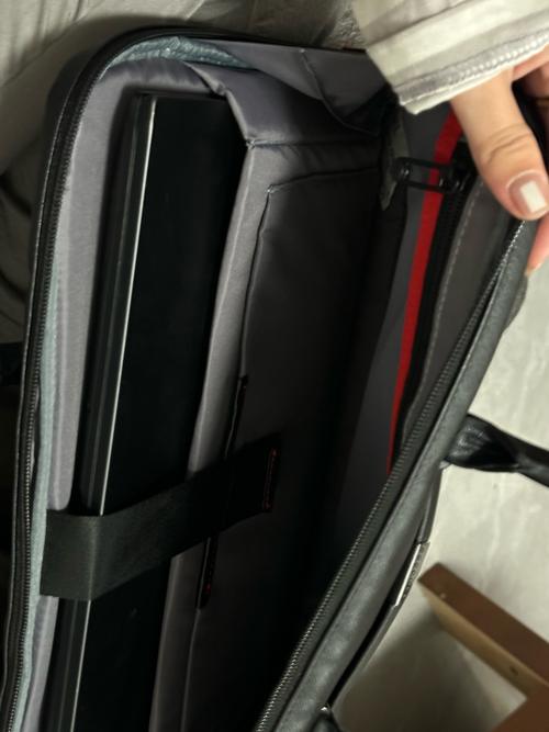 联想拯救者电脑包哪个颜色好看联想拯救者深空灰是什么颜色