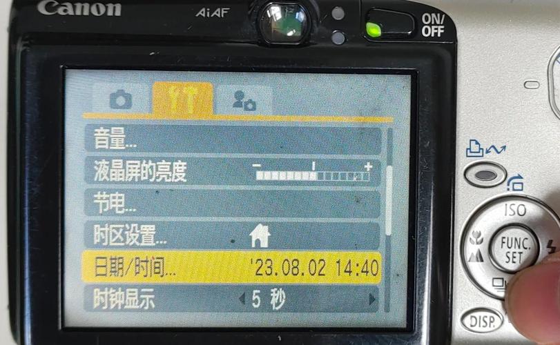 佳能ixus200is调到8M的清晰度,照片不清楚