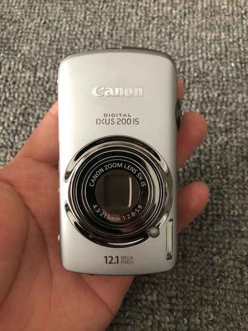 佳能IXUS200IS?希望给点建议