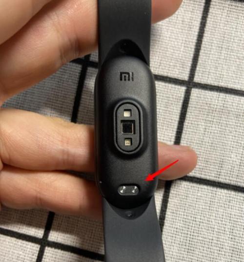 小米手环第一次充电要多久