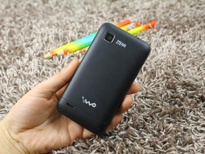 中兴v788d联通定制机用移动卡上网怎么设置?