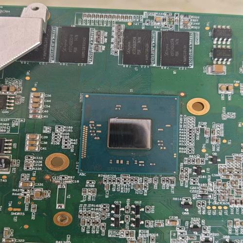 我的笔记本原来的cpu是单核双线程(凌动N450)的现在坏了请问可以换个双核...