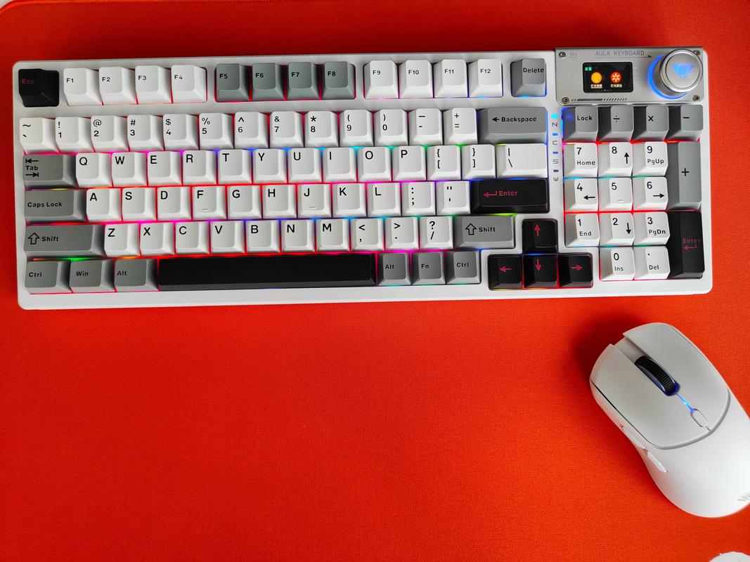 求推荐适合新手入门的电竞鼠标和键盘?