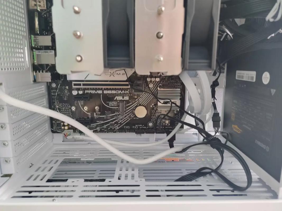 笔记本电脑可以组装吗.现在大概什么价位