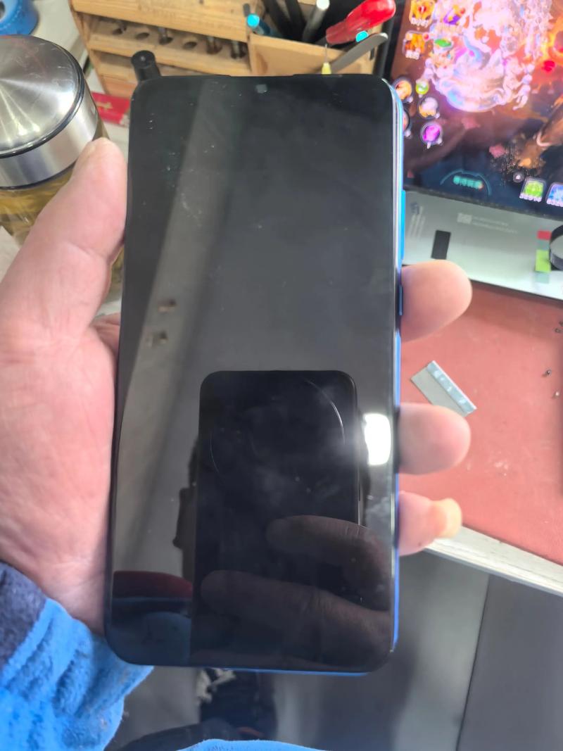 华为荣耀20i屏幕失灵修复多少钱?