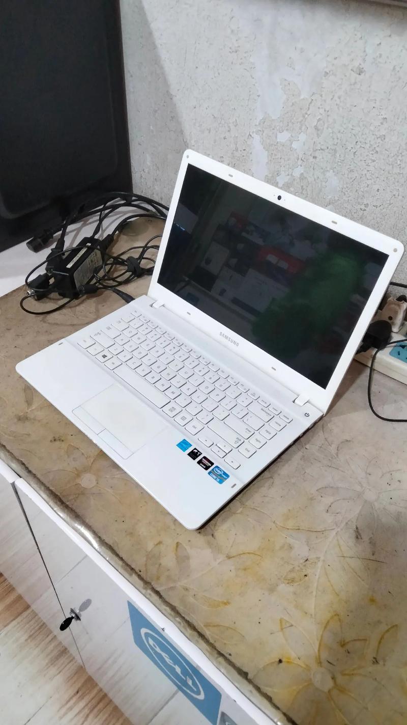 笔记本电脑买还是不买二手的