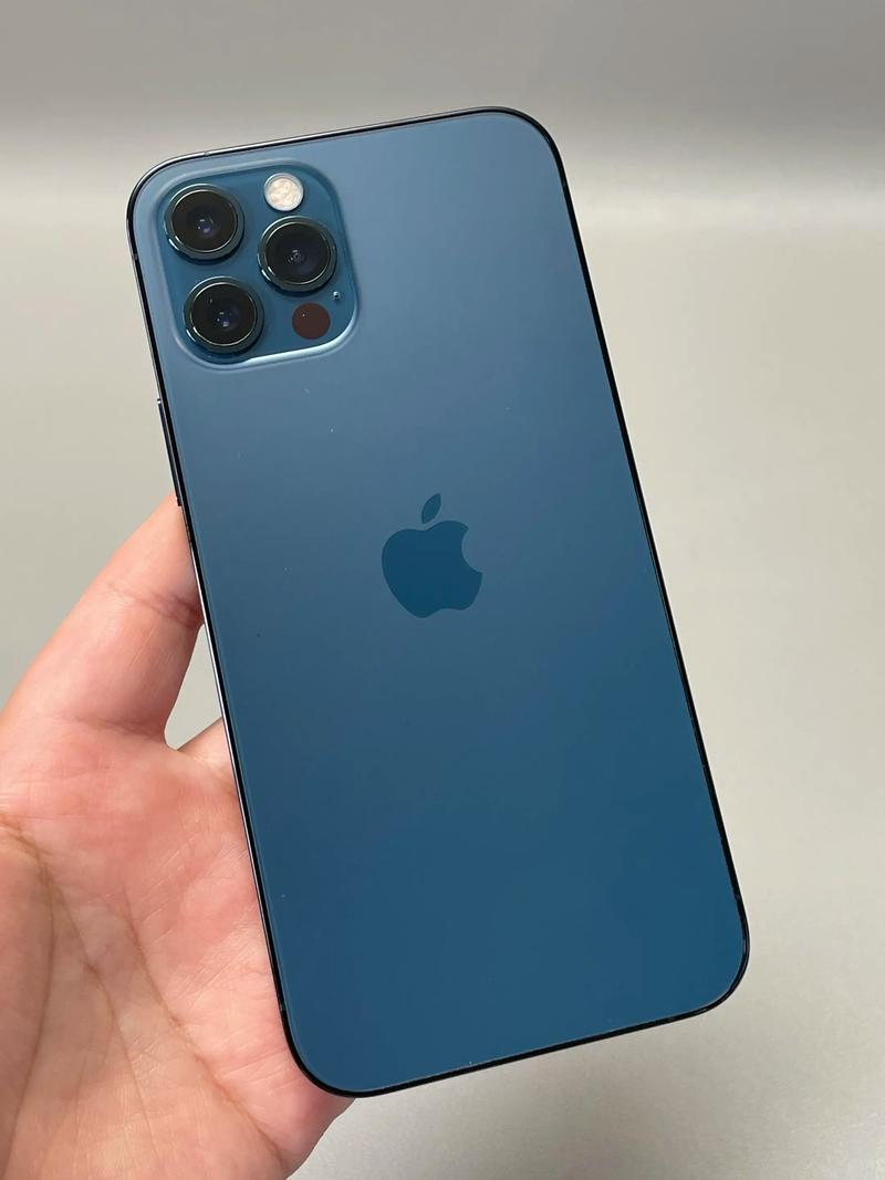 苹果12a2404什么版本