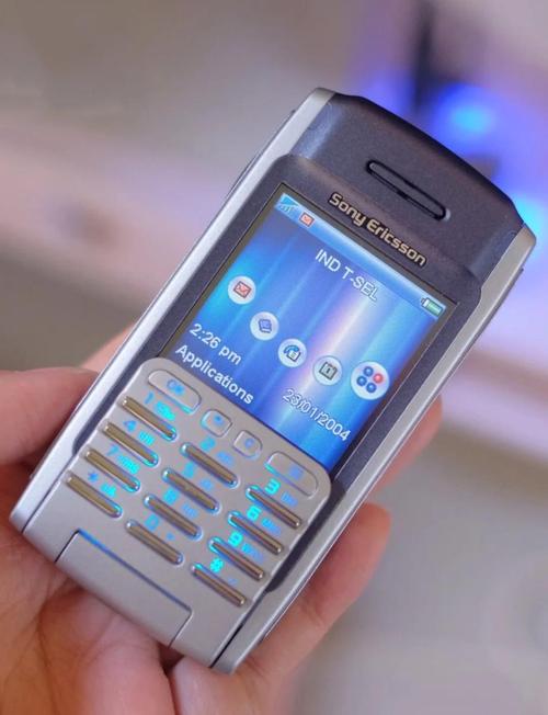 谁用过《索尼爱立信U1i》这部手机,还请各位前辈介绍介绍