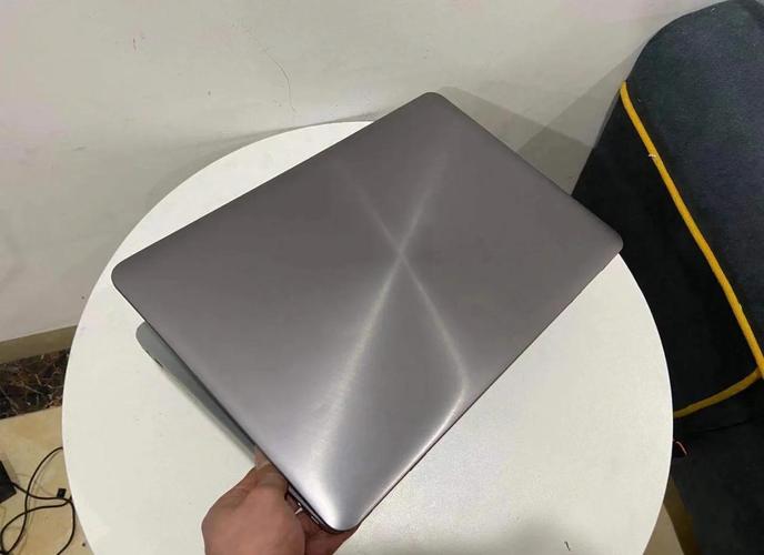 华硕暗夜火神N551jw4720玩泰坦陨落,可以不,流畅不???