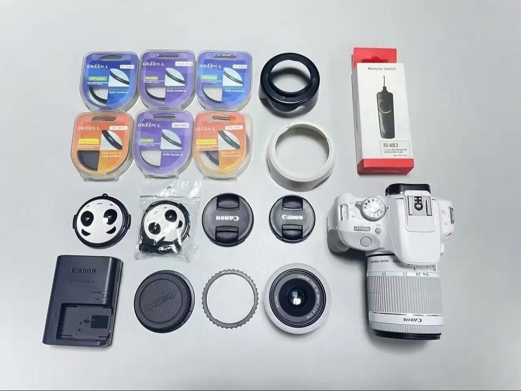 佳能EOSkissx7国内型号是100D吗?现在什么价位?