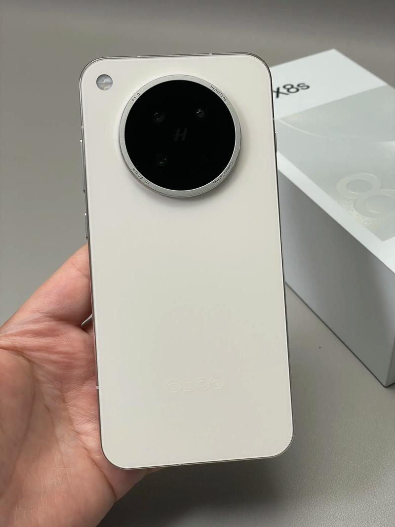 OPPO新款手机发布,全球首发天玑8000,还有五千电池和6400万三摄_百度知...
