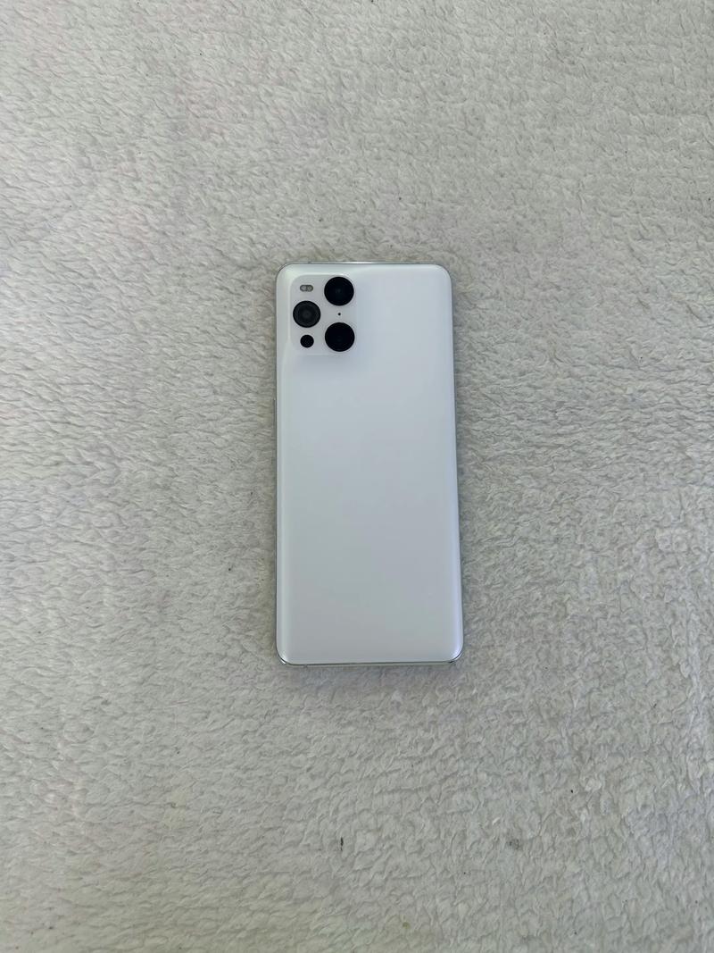 oppofindx和findx3屏幕哪个好