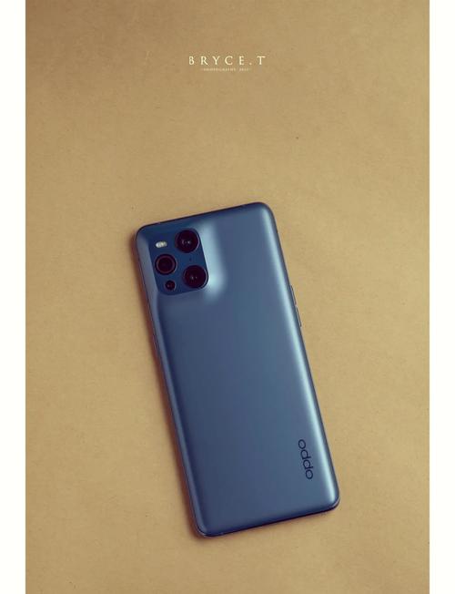 oppofindx3是什么屏幕