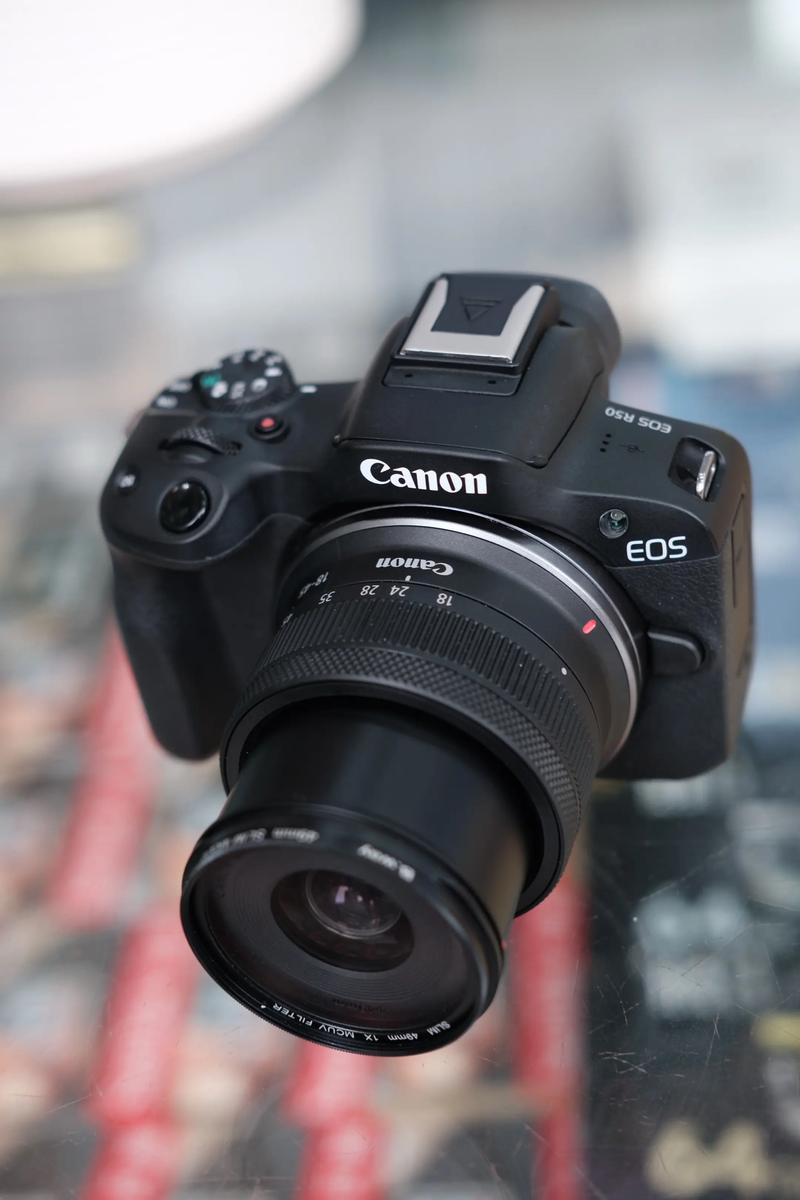 我的佳能A85数码相机照出的相片发红是什么问题