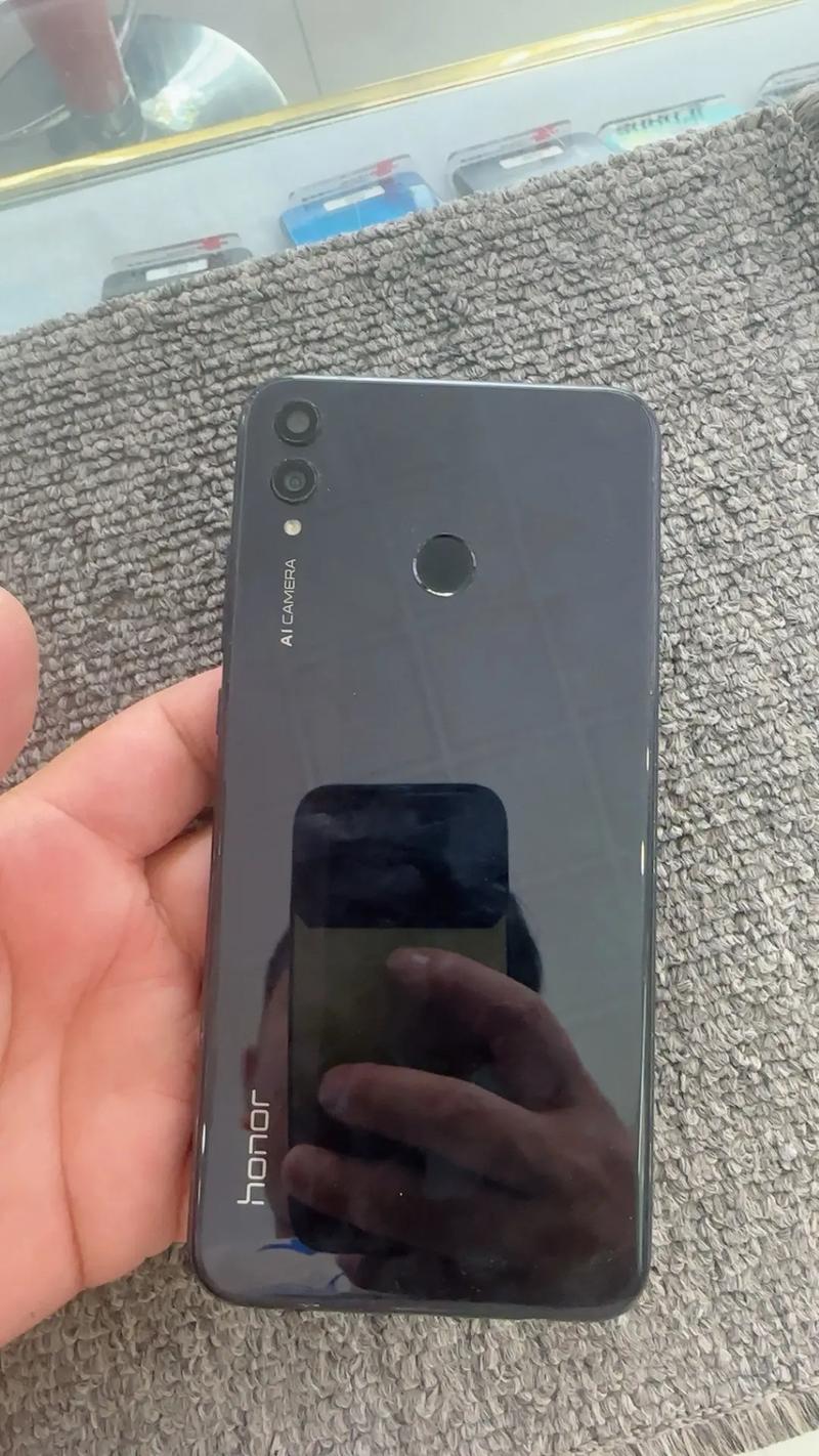 华为8X千万别买原因