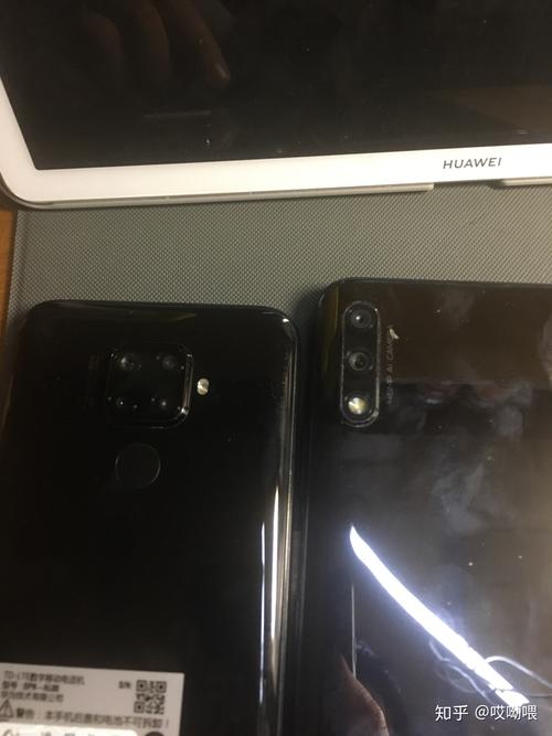 华为nova5Z和荣耀9x哪个更适合手小用户?