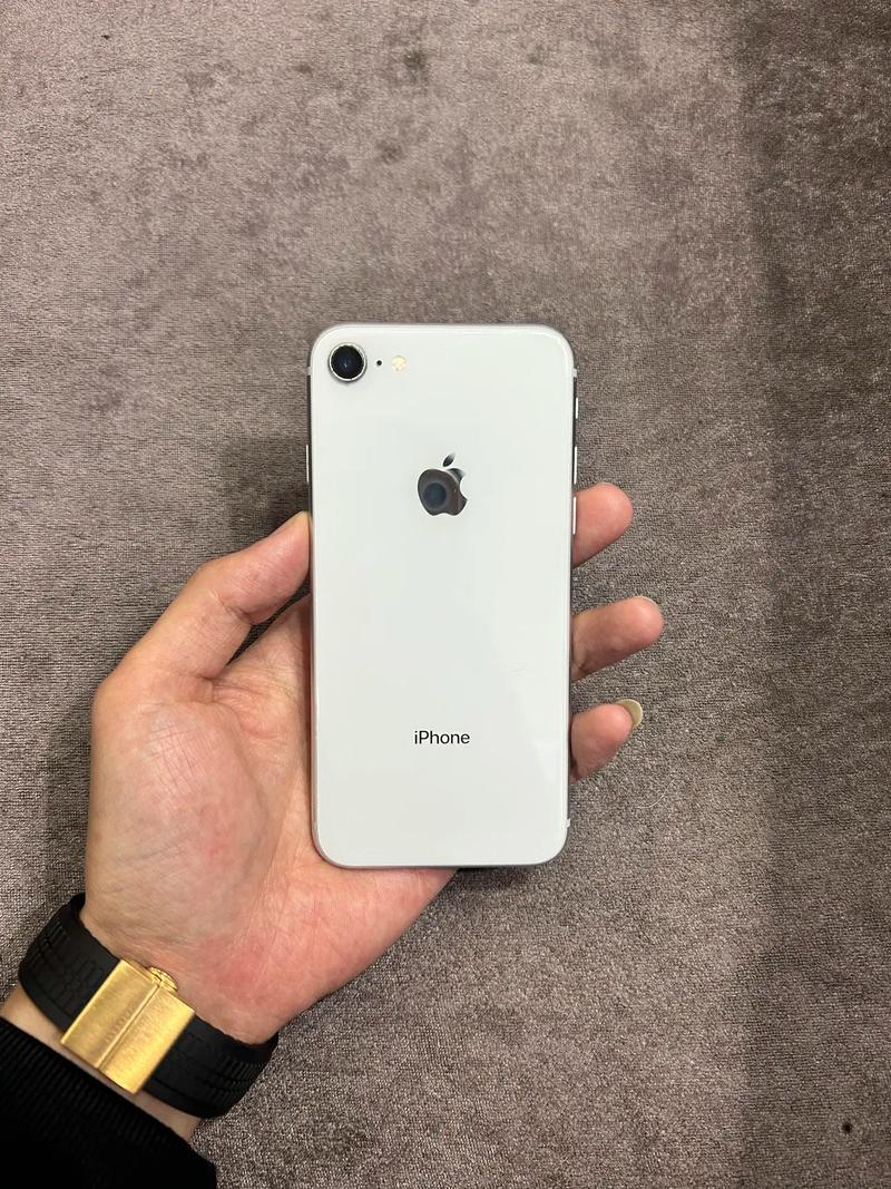 iphone8近来费用