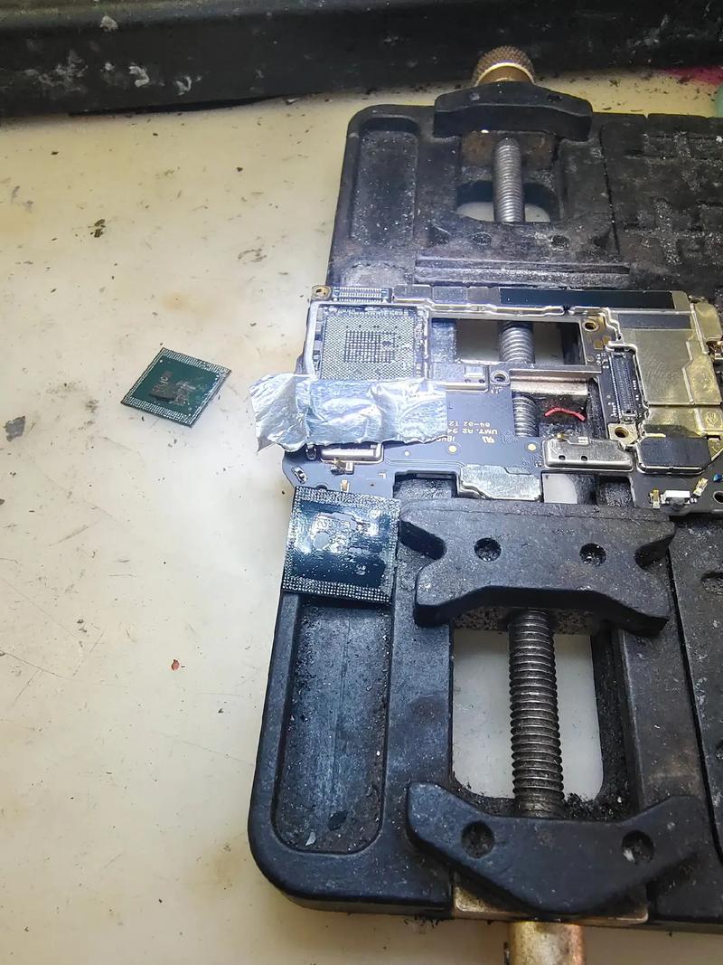 华为mate20主板更换