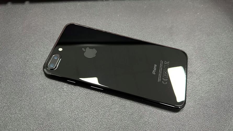 iphone7的黑色和亮黑哪个好