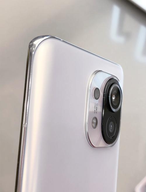 终于不用1亿像素了,小米11确认用5000万大底主摄