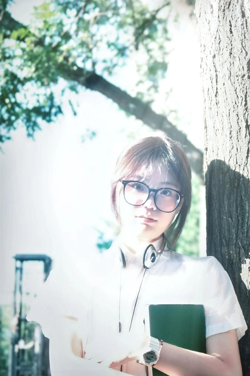 请问佳能350D如何对焦才能清晰拍下运动物体,并且将背景虚化呢?_百度...