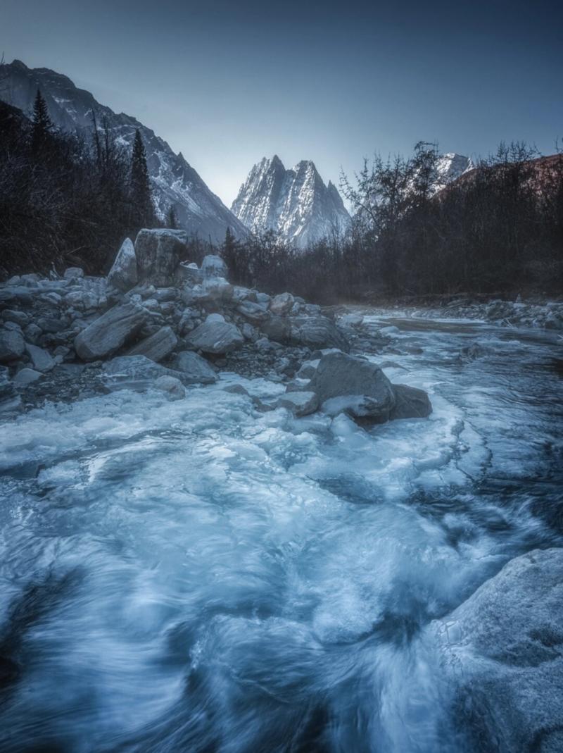 半幅机拍风光用什么镜头比较好