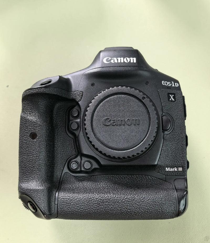 请问佳能相机什么模式拍照像素比较高?