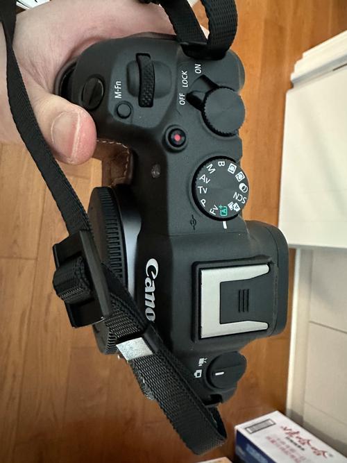 体积最小的全画幅微单相机