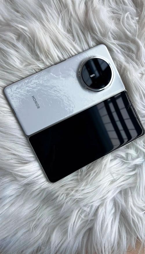 荣耀v30是双卡双待双通吗?