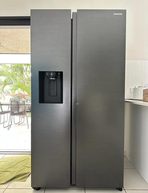 三星冰箱质量怎么样,三星冰箱型号费用推荐,三星冰箱档次介绍