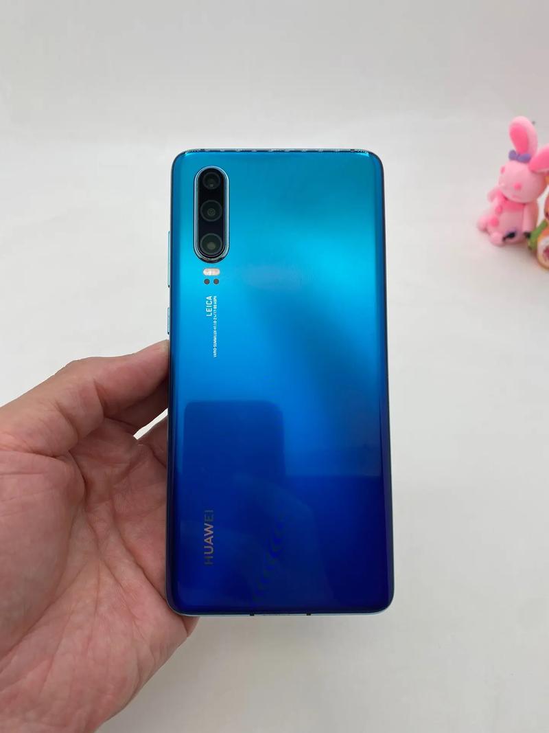 华为P30和华为荣耀X10哪个更好,配置方面有哪些区别?