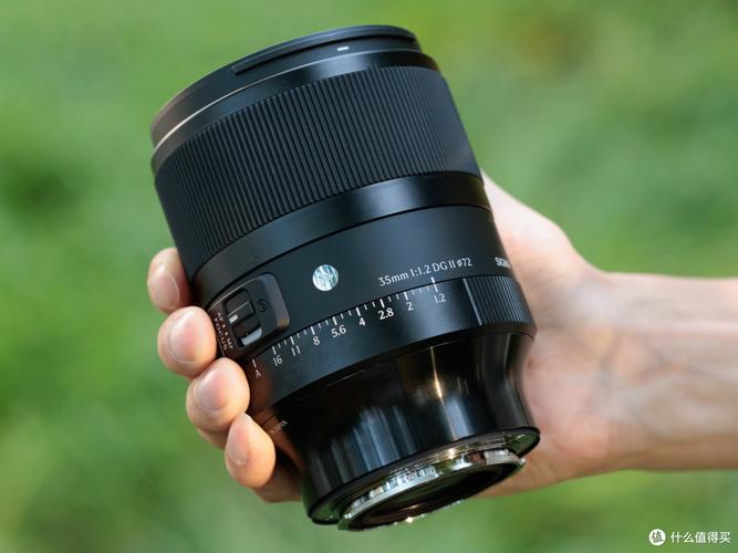 适马35/1.2镜头二代怎么样?