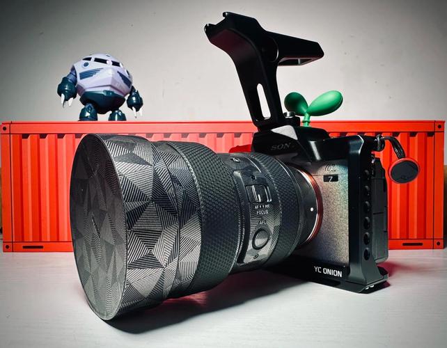 适马24/1.4镜头性能如何